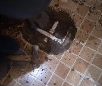 文水卫生间漏水维修公司为您分享下卫生间渗水如何处理及注意事项